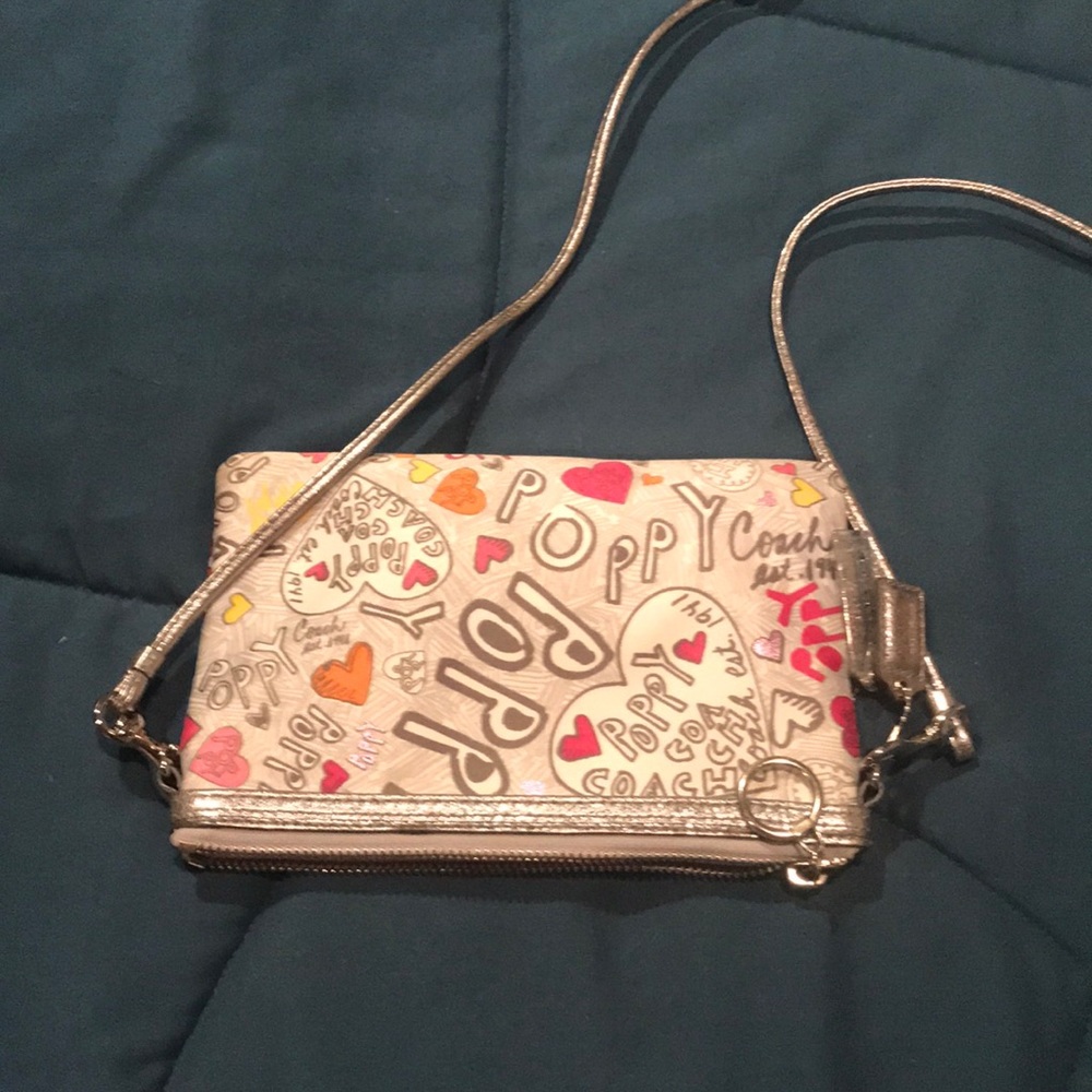 Coach poppy purse- never used! - Picture 3 of 3